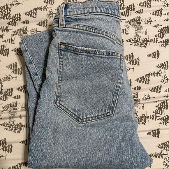 Abercrombie Ultra High Rise 90s Straight Jean - Picture 9 of 10